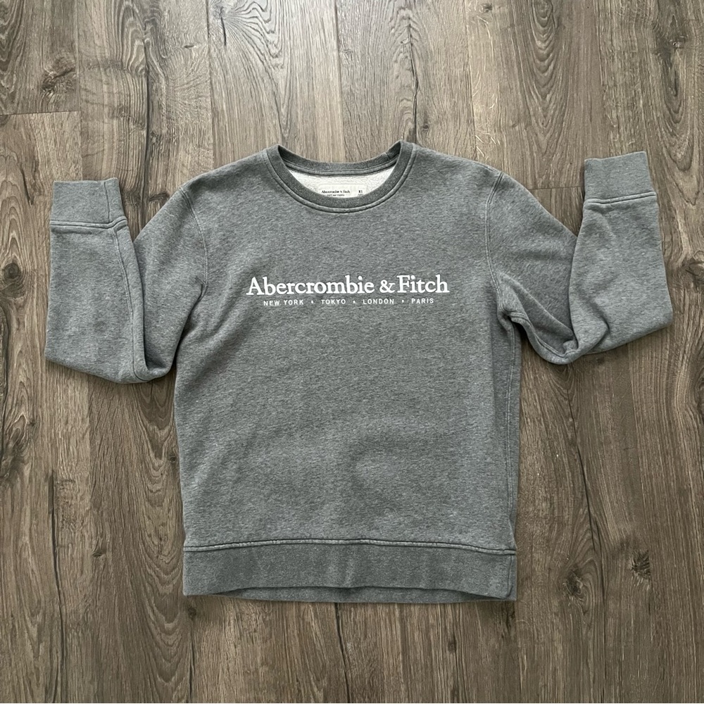 Abercrombie & Fitch Crewneck fleece